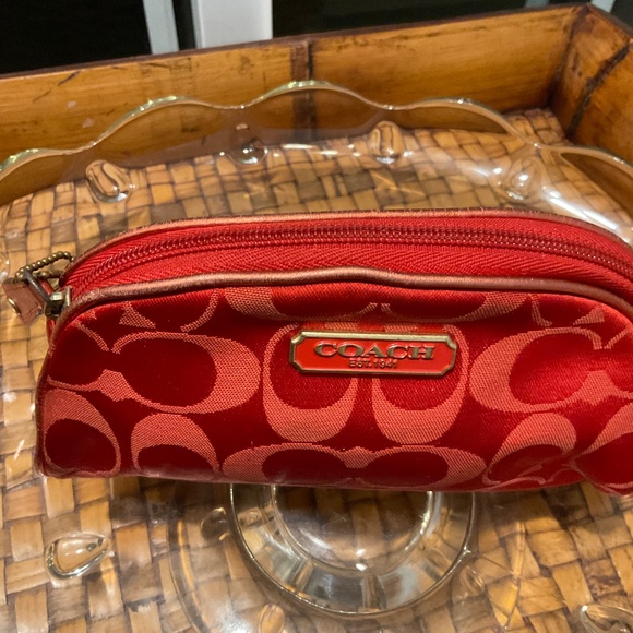 VTG COACH Rare Ltd. Ed. Red Cosmetic Case Made Exclusively For Estée Lauder 2010 - Picture 3 of 11
